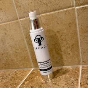 Nighttime Repair Plus Facial Lotion - White